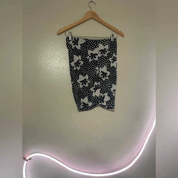 Anthropologie Floral Mini Skirt - Picture 2 of 3